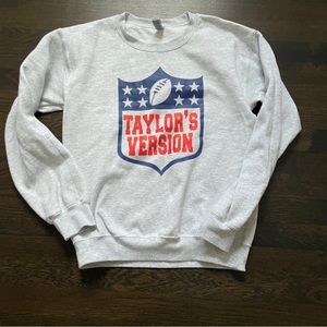 Gray NFL Taylor’s Version Football Sweatshirt Sz small